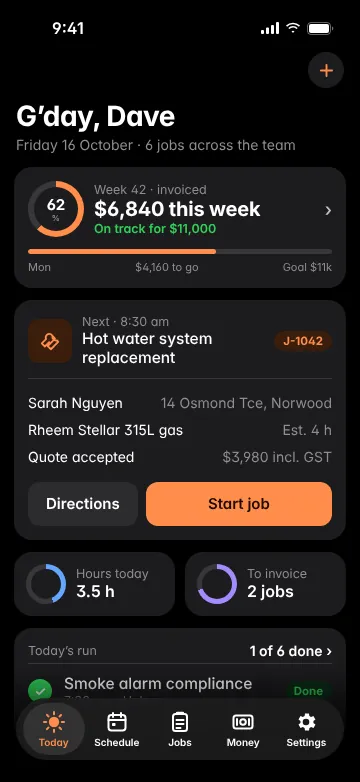 Glovebox Today screen: the next job, a hot water system replacement in Norwood, the week's invoicing against target and the day's run