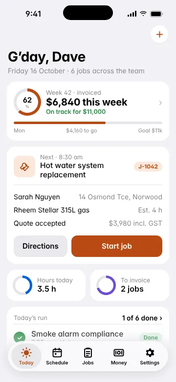 Glovebox Today screen: the next job, a hot water system replacement in Norwood, the week's invoicing against target and the day's run